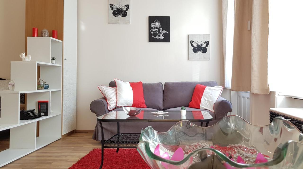 Center Royalty Apartment بودابست المظهر الخارجي الصورة