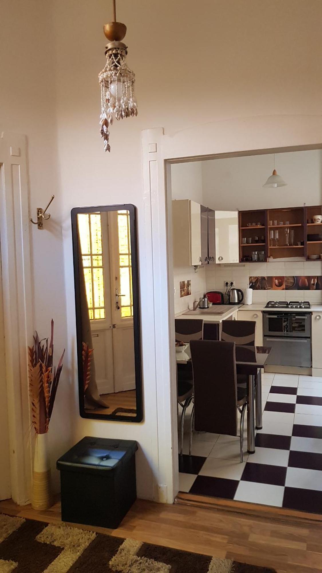 Center Royalty Apartment بودابست المظهر الخارجي الصورة
