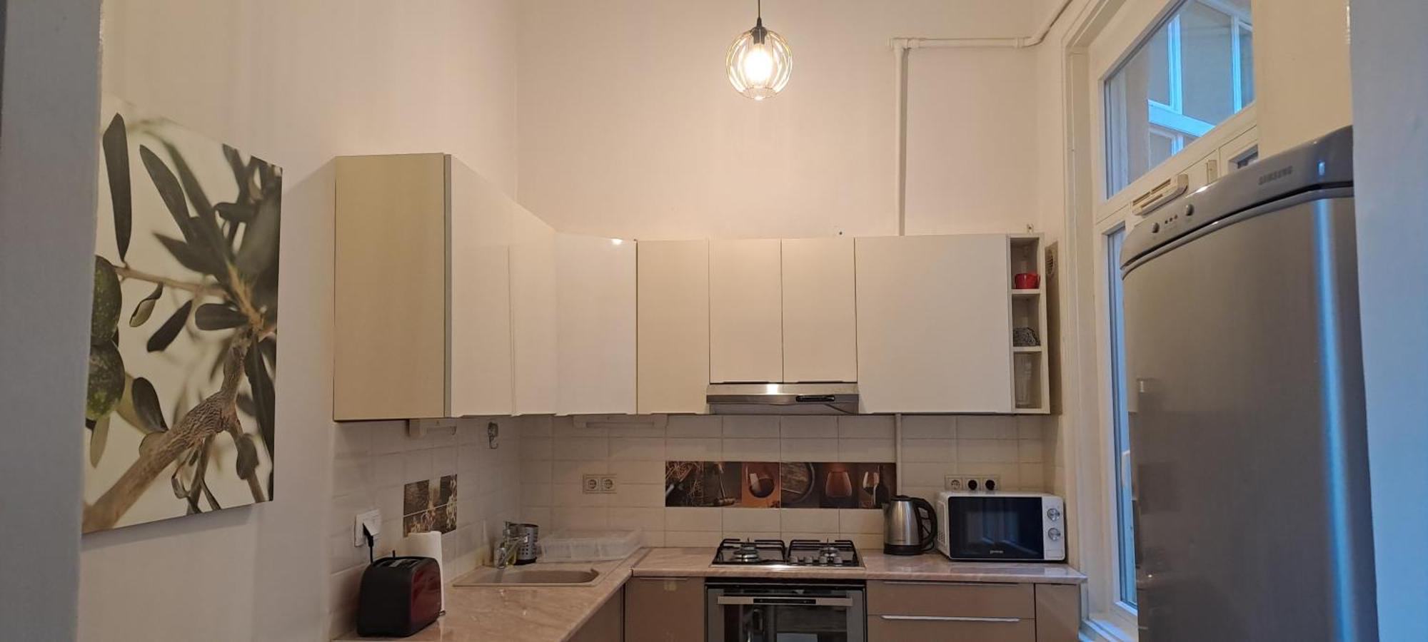 Center Royalty Apartment بودابست المظهر الخارجي الصورة